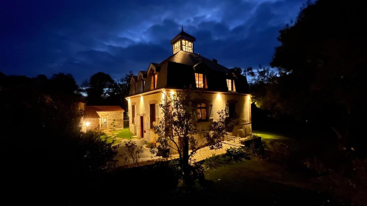 Ferienwohnung La Demoiselle De Bohardy Montrevault Exterior foto